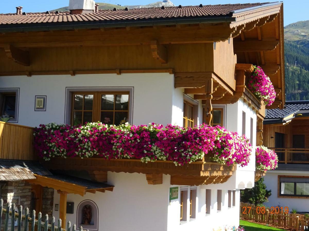 Haus Anna Lägenhet Tux Exteriör bild